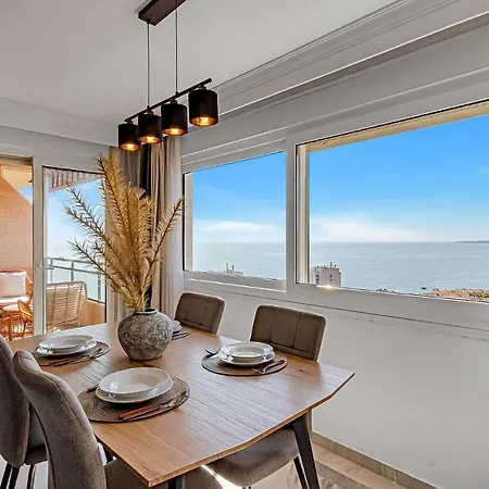 Stunning Sea And Mountains Views Close To The ! Lejlighed *